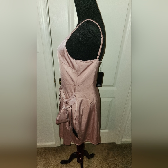 NWT! LULUS MINI DRESS! - Picture 8 of 12